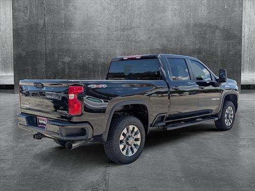 2025 Chevrolet Silverado 2500 Custom