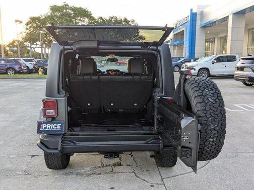2018 Jeep Wrangler JK Unlimited Freedom Edition