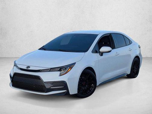 White 2022 Toyota Corolla SE