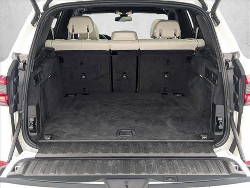Alpine White 2021 BMW X5 sDrive40i