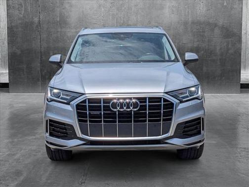 2021 Audi Q7 45 Premium Plus