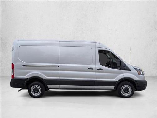 2022 Ford Transit-250 Base