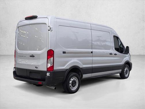 2022 Ford Transit-250 Base