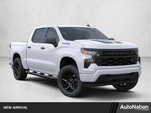 2025 Chevrolet Silverado 1500 Custom