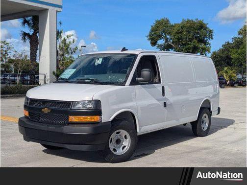 2025 Chevrolet Express 2500 RWD 2500 Regular Wheelbase WT