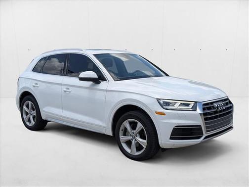 2020 Audi Q5 45 Premium Plus