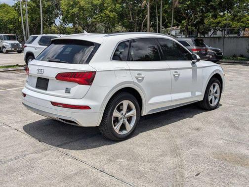 2020 Audi Q5 45 Premium Plus