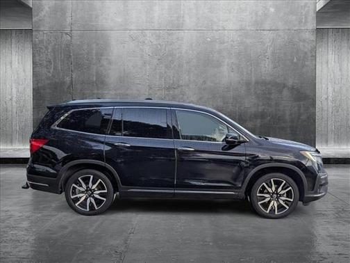 2019 Honda Pilot Touring 8-Passenger