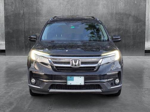 2019 Honda Pilot Touring 8-Passenger