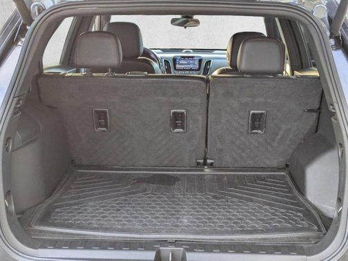 Iron Gray Metallic 2022 Chevrolet Equinox FWD RS