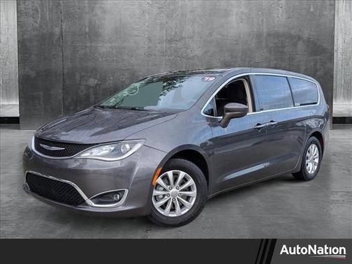 2019 Chrysler Pacifica Touring Plus