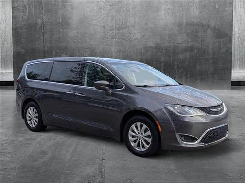 2019 Chrysler Pacifica Touring Plus