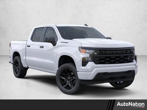 2025 Chevrolet Silverado 1500 Custom
