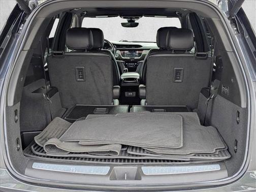 2022 Cadillac XT6 Premium Luxury FWD