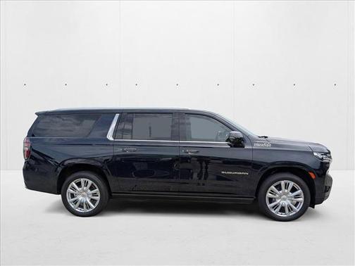 2023 Chevrolet Suburban 2WD High Country