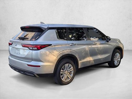 2023 Mitsubishi Outlander ES 2.5 2WD