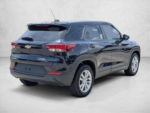 Midnight Blue Metallic 2021 Chevrolet Trailblazer LS
