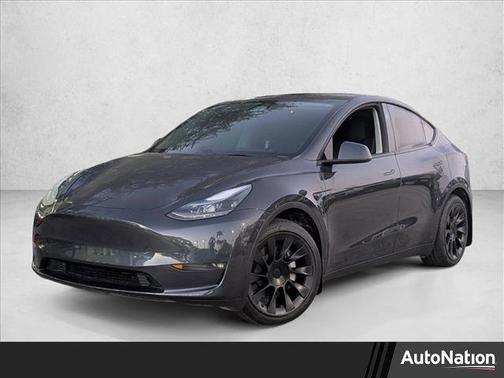 2024 Tesla Model Y Long Range Dual Motor All-Wheel Drive