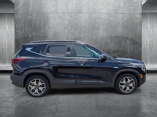 2022 Kia Seltos EX