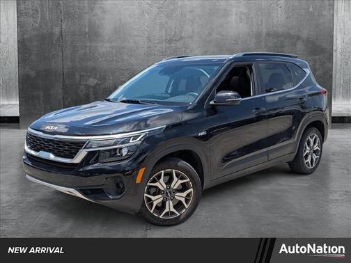 2022 Kia Seltos EX
