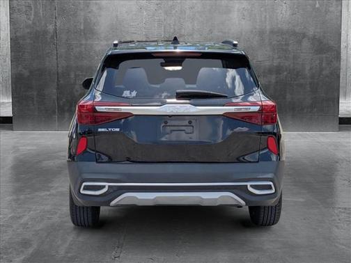 2022 Kia Seltos EX