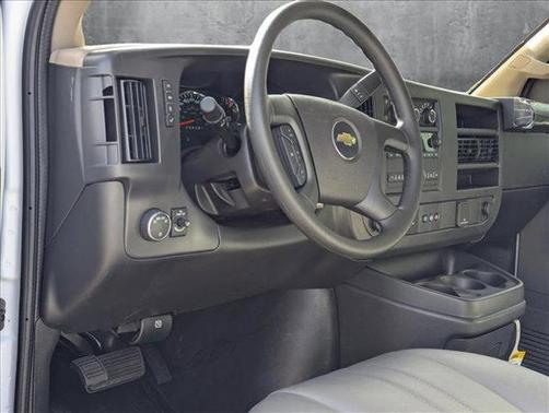 2025 Chevrolet Express 2500 RWD 2500 Regular Wheelbase WT