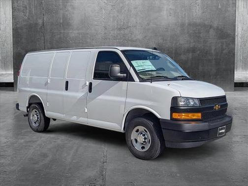 2025 Chevrolet Express 2500 RWD 2500 Regular Wheelbase WT