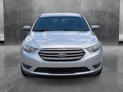 2017 Ford Taurus SEL