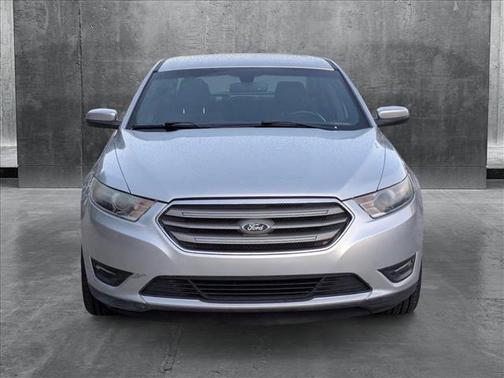 2017 Ford Taurus SEL