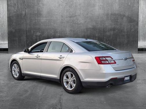 2017 Ford Taurus SEL