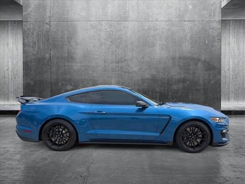 2019 Ford Shelby GT350 Base