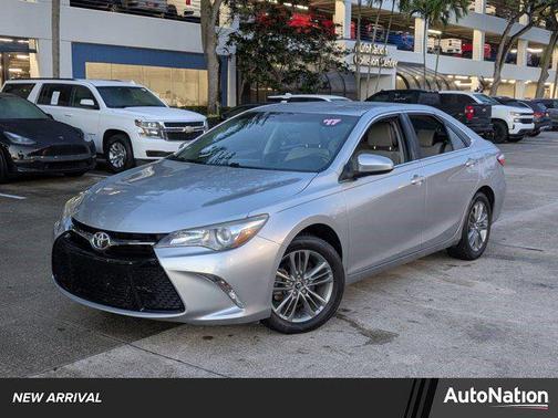 2017 Toyota Camry SE
