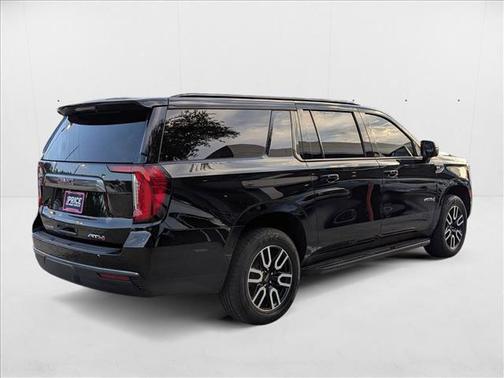 2021 GMC Yukon XL 4WD AT4