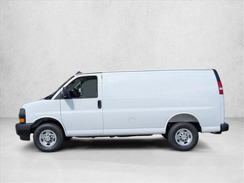 2025 Chevrolet Express 2500 RWD 2500 Regular Wheelbase WT