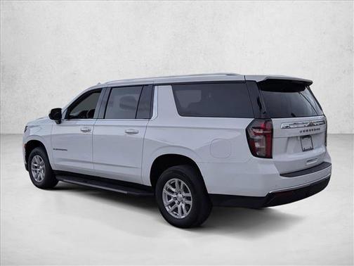 2023 Chevrolet Suburban LS