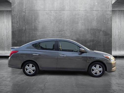 2019 Nissan Versa 1.6 SV