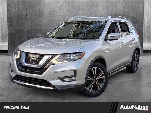 2017 Nissan Rogue SL