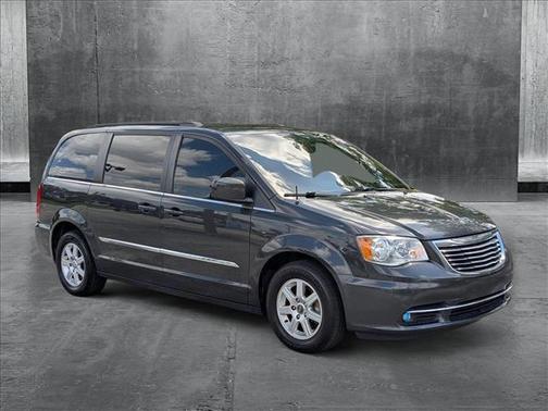 2012 Chrysler Town & Country Touring