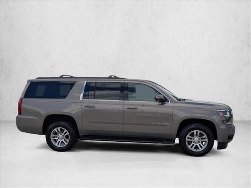 Pepperdust Metallic 2019 Chevrolet Suburban LT