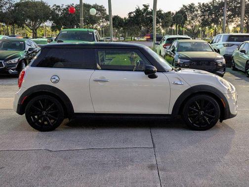 2017 MINI Hardtop Cooper S