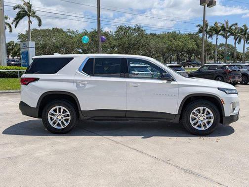 2023 Chevrolet Traverse LS