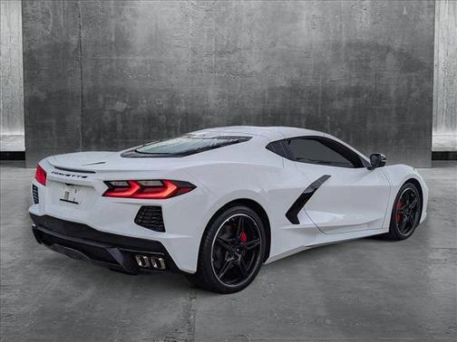 2022 Chevrolet Corvette Stingray w/2LT