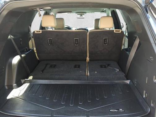 Sterling Gray Metallic 2023 Chevrolet Traverse LS