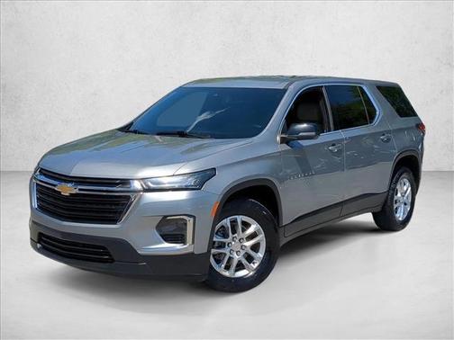 Sterling Gray Metallic 2023 Chevrolet Traverse LS