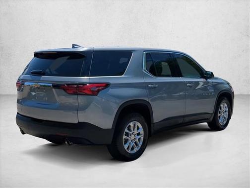 Sterling Gray Metallic 2023 Chevrolet Traverse LS