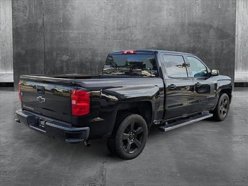 2018 Chevrolet Silverado 1500 Custom