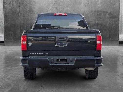 2018 Chevrolet Silverado 1500 Custom