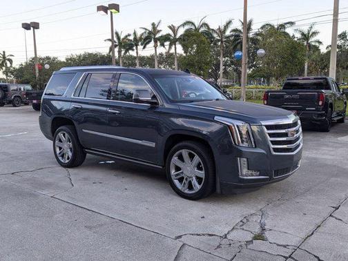 2020 Cadillac Escalade Premium Luxury