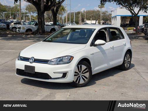 2019 Volkswagen e-Golf SE
