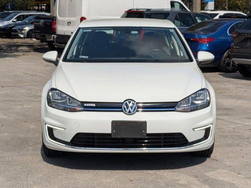2019 Volkswagen e-Golf SE